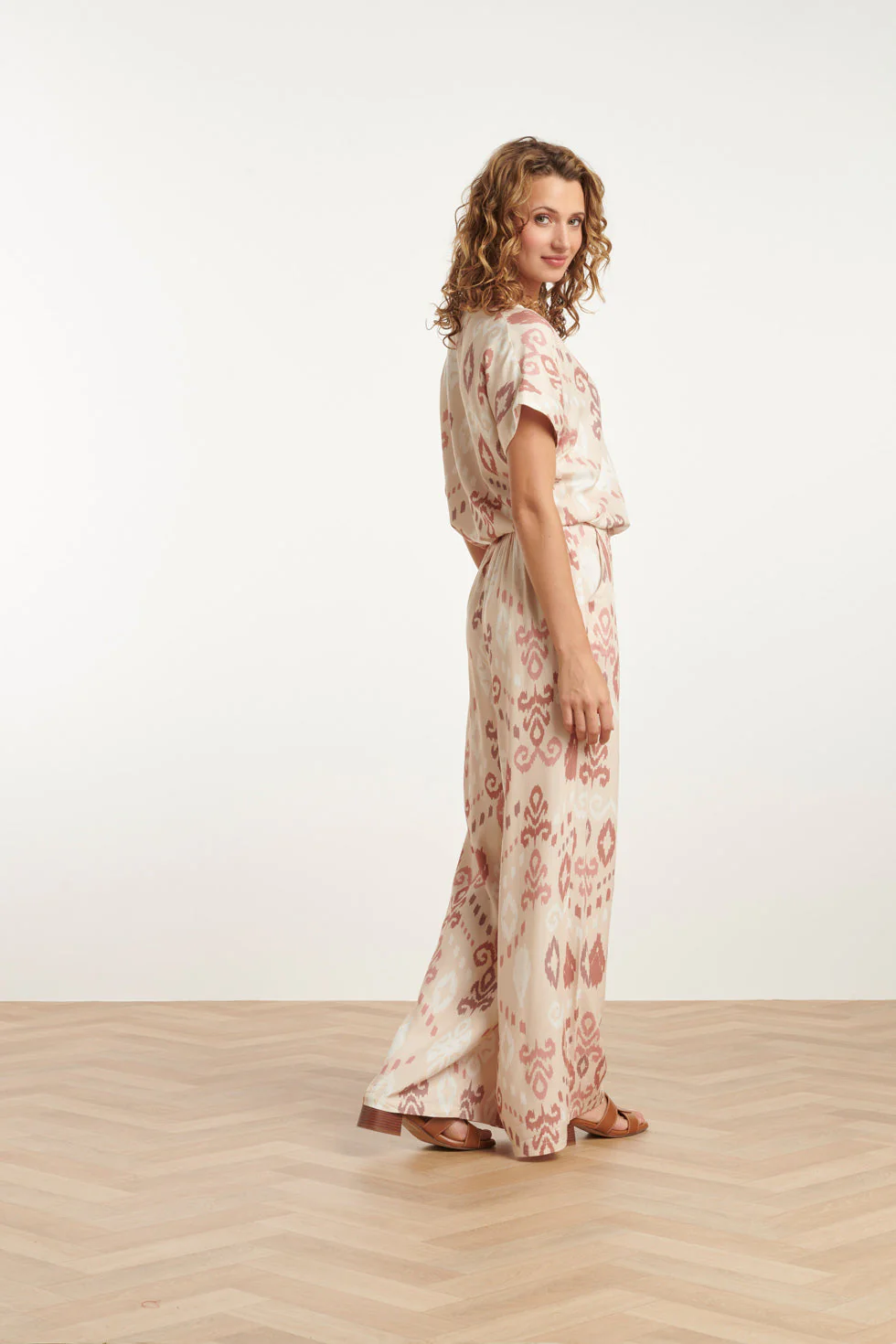 25044 Flowy Aztec Print Broeknude  Tinten | Sand - Muticolour - Image 5