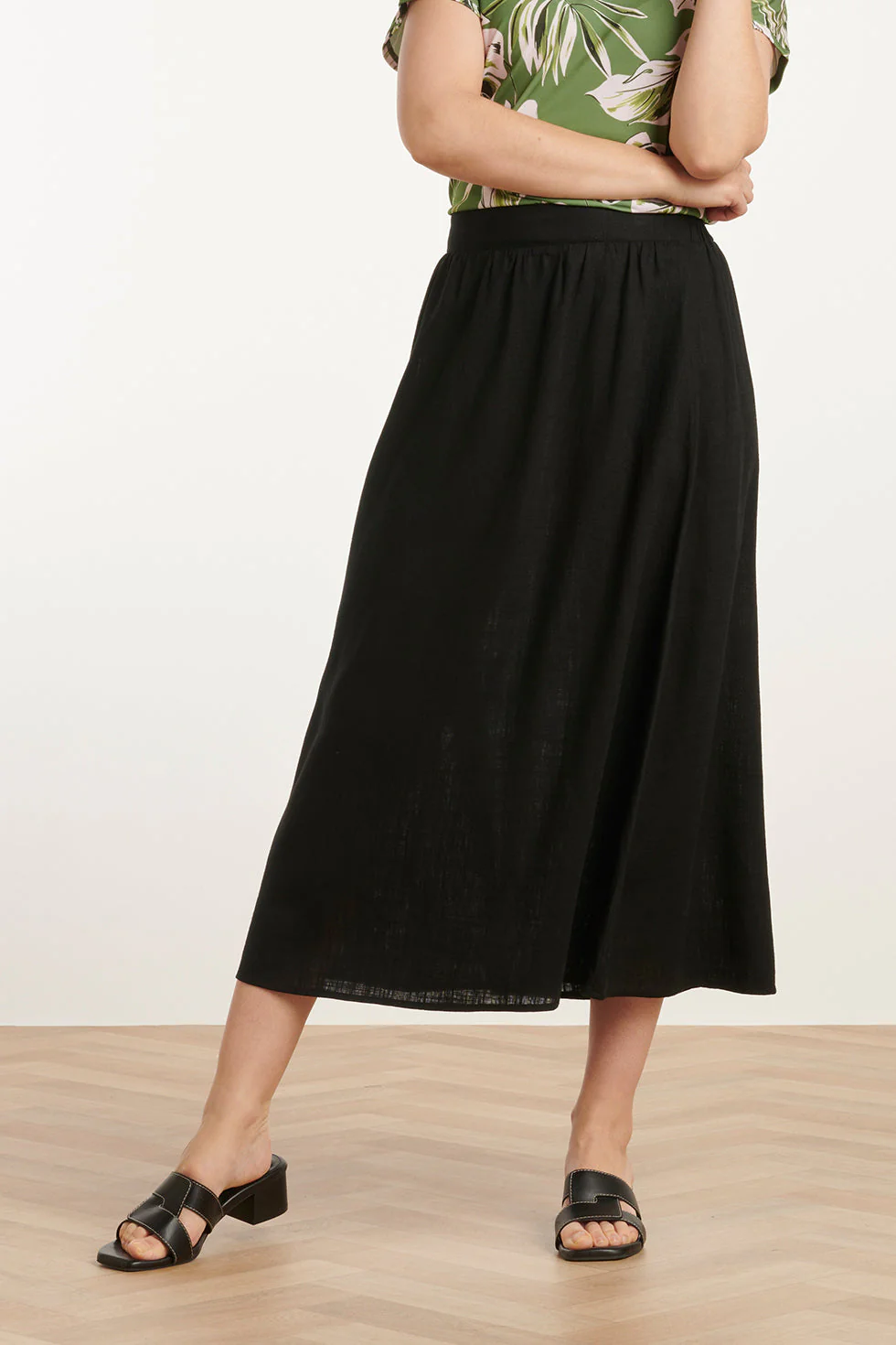 25149 E Linnen Midi Rok | Black - Image 3