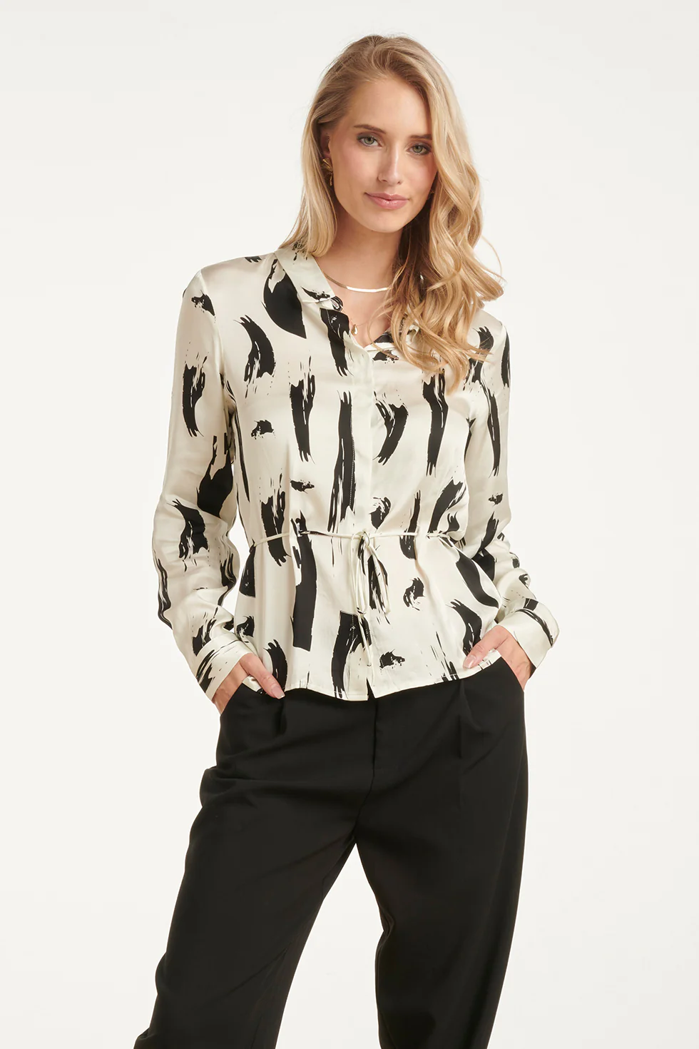 Abstracte Blouse Met Tailleceintuur | Off White - Black